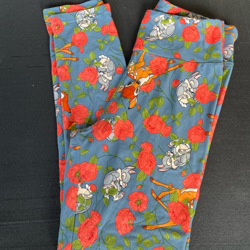 Lularoe Disney OS leggings